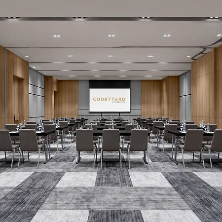 Courtyard By Marriott Bangkok Suvarnabhumi Airport Екстер'єр фото
