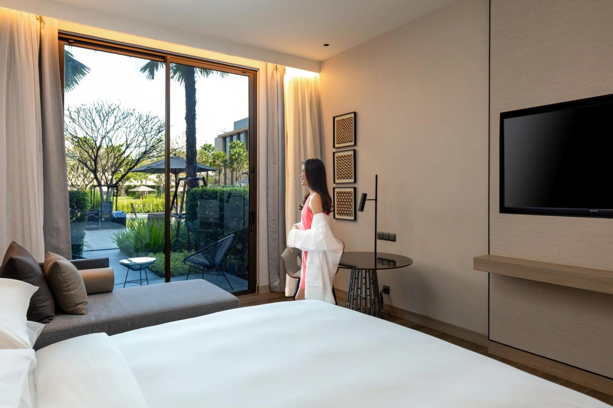 Courtyard By Marriott Bangkok Suvarnabhumi Airport Екстер'єр фото